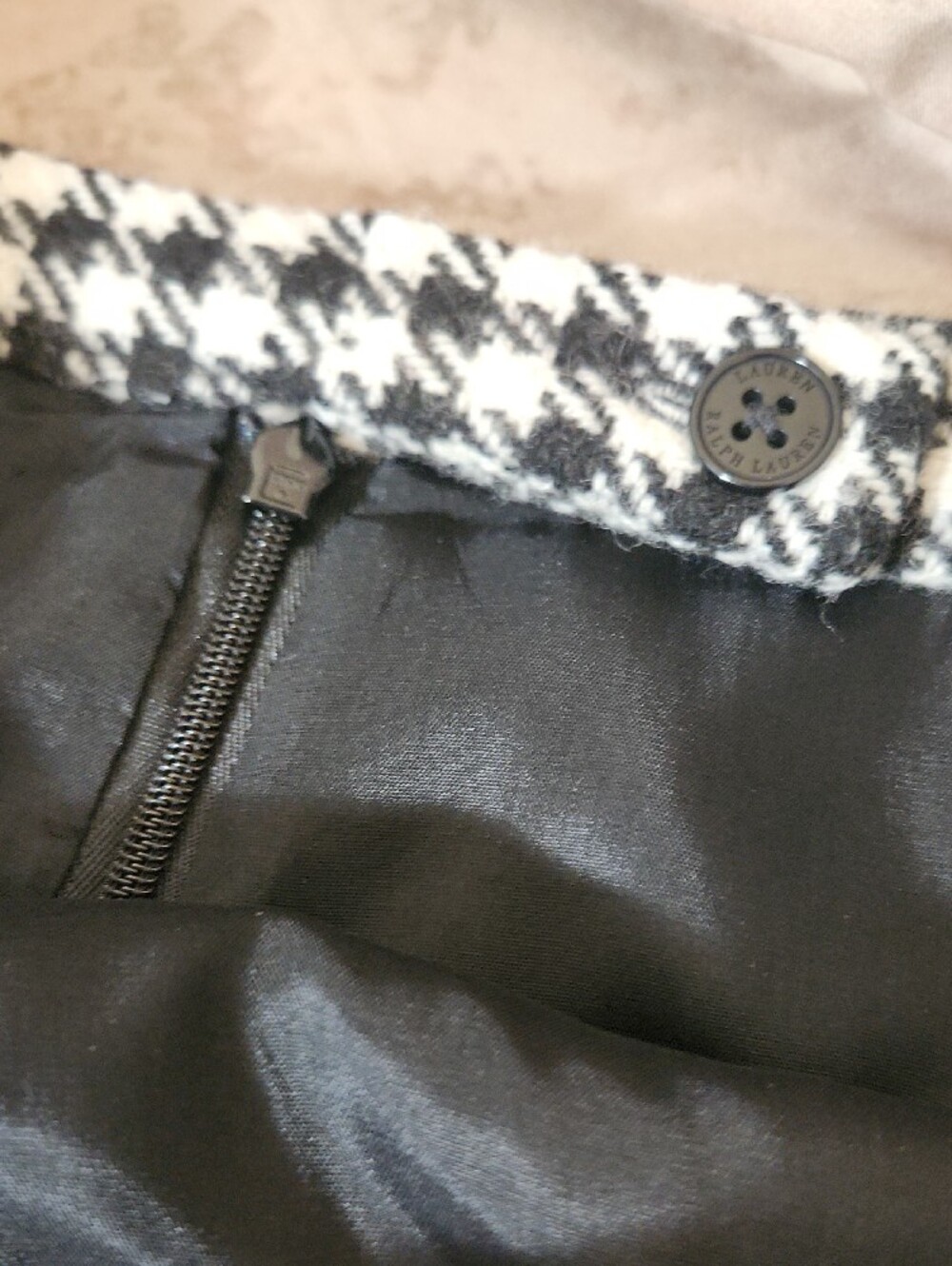 Lauren Ralph Lauren Black and White Houndstooth Mini Skirt - Picture 3 of 8